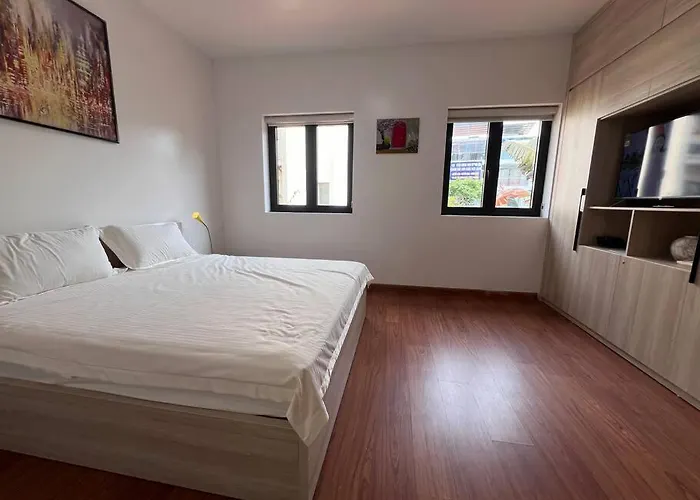 Rosemary's Hi Villa