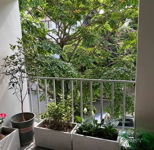 Villa Rosemary's Hi